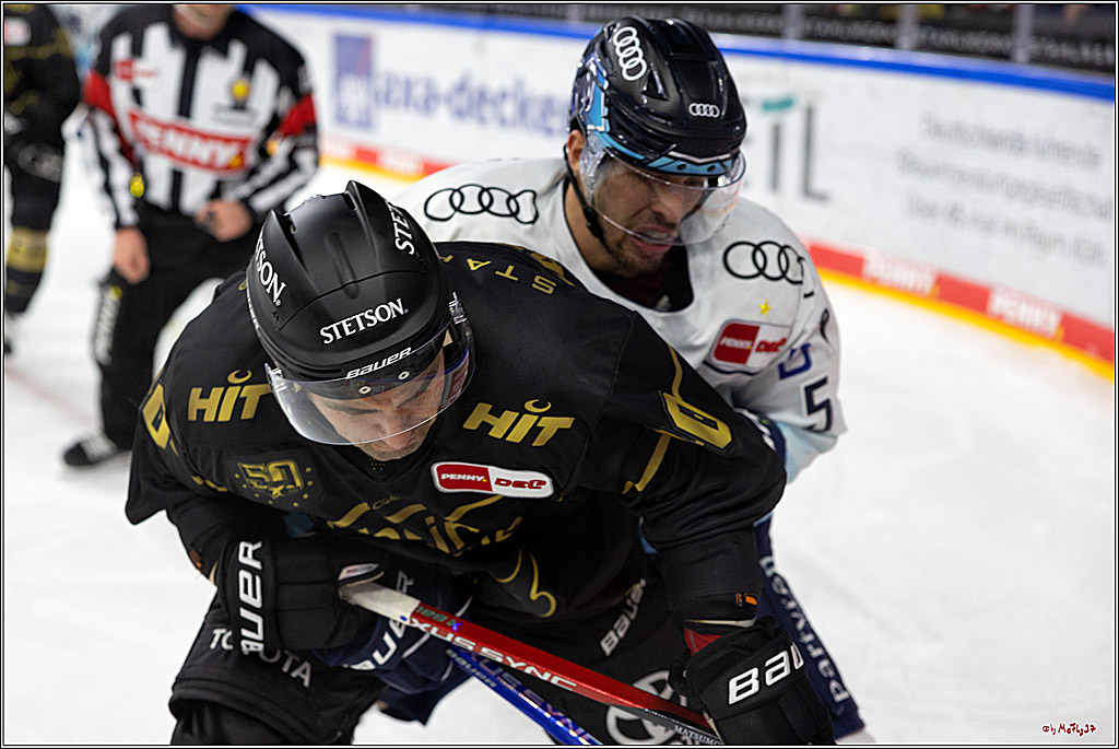 PENNY DEL;  Kölner Haie - ERC Ingolstadt; Köln, 25.11.2022